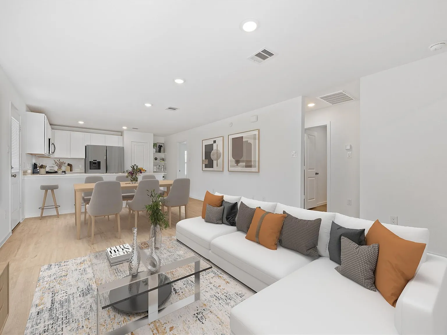 3 bed, 2.0 bath, 1188 sqft, $1,795 — Photo 3