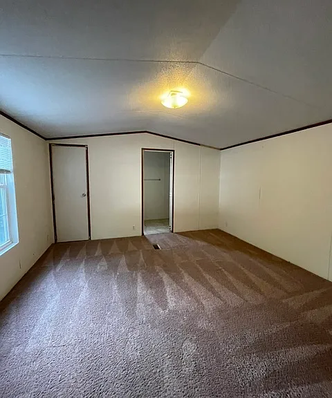 30 Aqua Dr — Photo 5