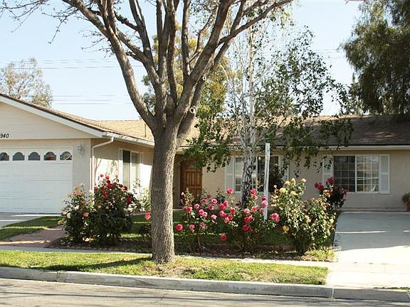 2nd image of 2940 Hilldale Ave