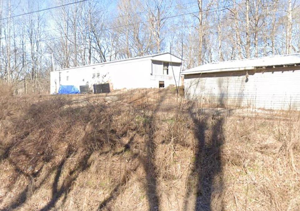 2nd image of 8335 County Road 76