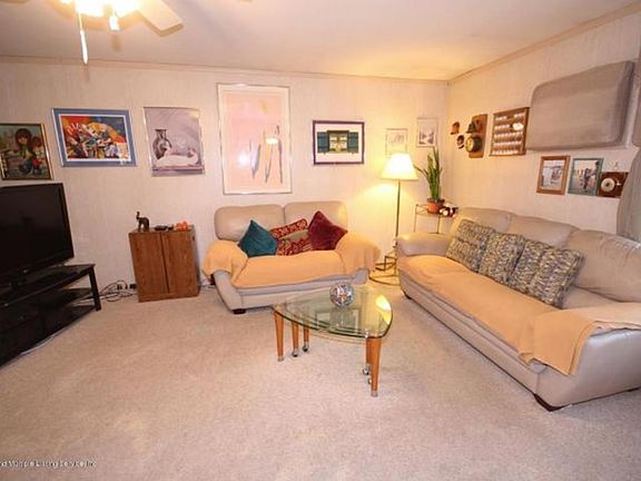 4th image of 2136 S Railroad Ave