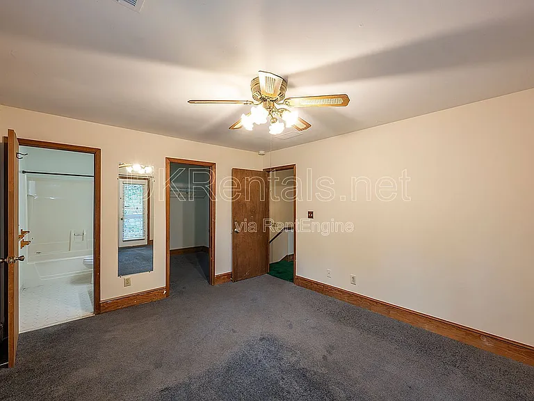 425 Ansley St — Photo 15