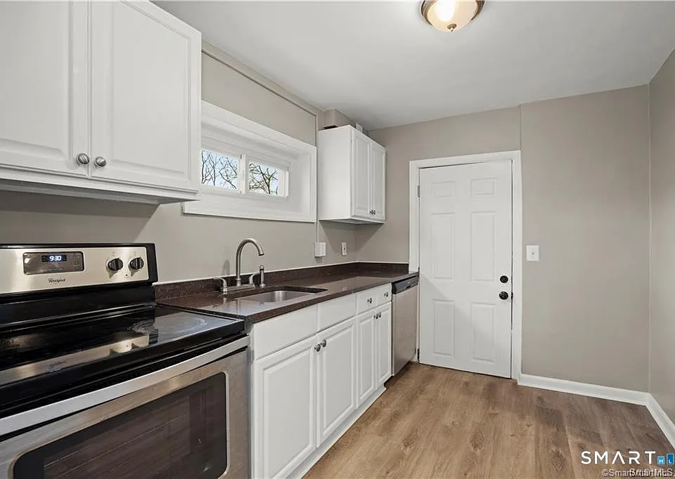 106 River Rd #3