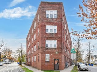 192-198 White St, Springfield, MA 01108