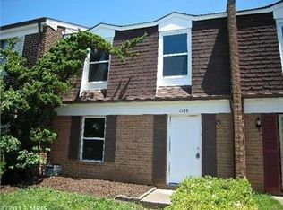 2138 Mager Dr, Herndon, VA 20170