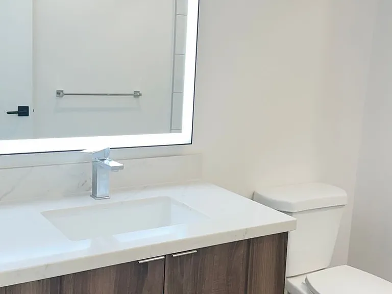 Montecito Lofts — Photo 20