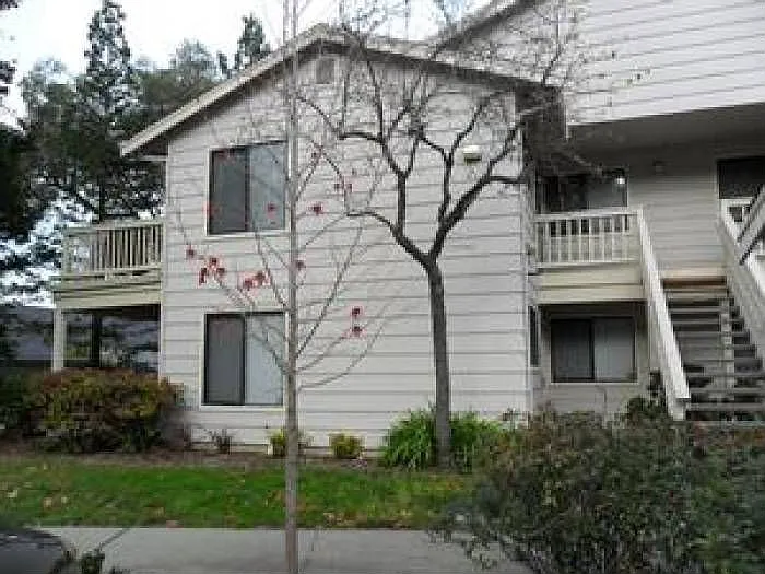 403 Weymouth photo 1
