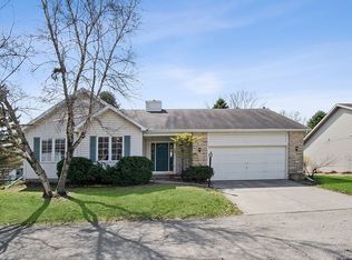 726 Sky Ridge Dr, Madison, WI 53719