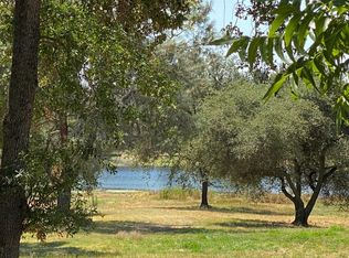 5820 Rocklin Rd, Loomis, CA 95650