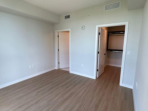4th image of 11340 NE 13th Ave #A1