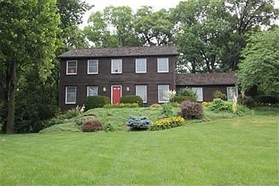 1st image of 2602 Huntleigh Pl