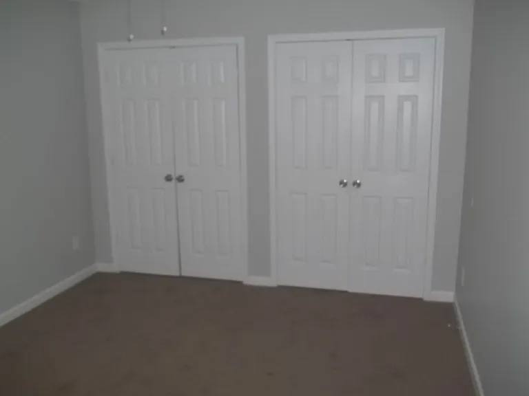 610 Waynes Ct SE — Photo 6