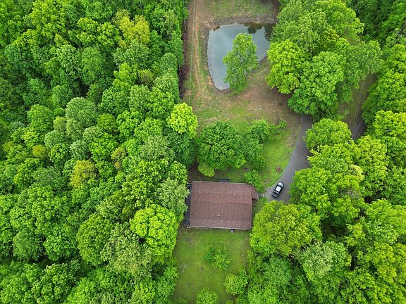 3rd image of 652 Northup Rd