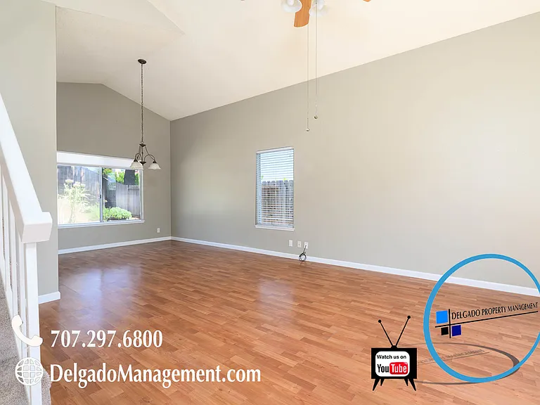 527 Fuchsia Dr — Photo 4