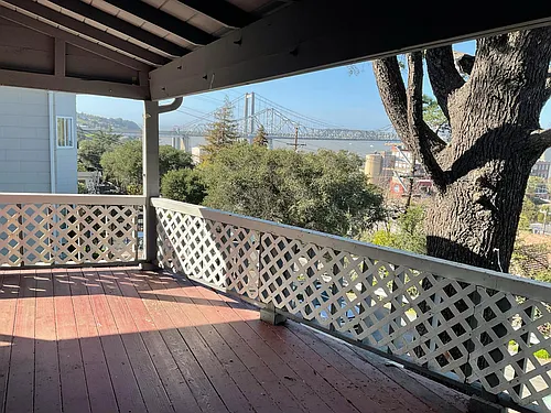 665 Alhambra St Photo 1