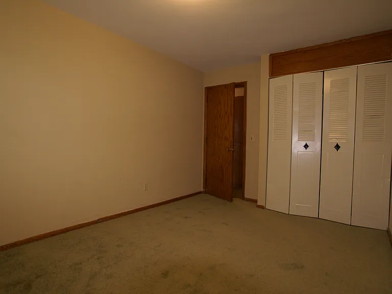 2301 Pillsbury Ave — Photo 7