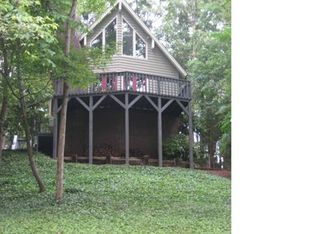 13216 Harbor Oaks Ln, Charlotte, NC 28278