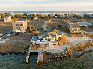 350 Dune Rd, Westhampton Beach, NY 11978