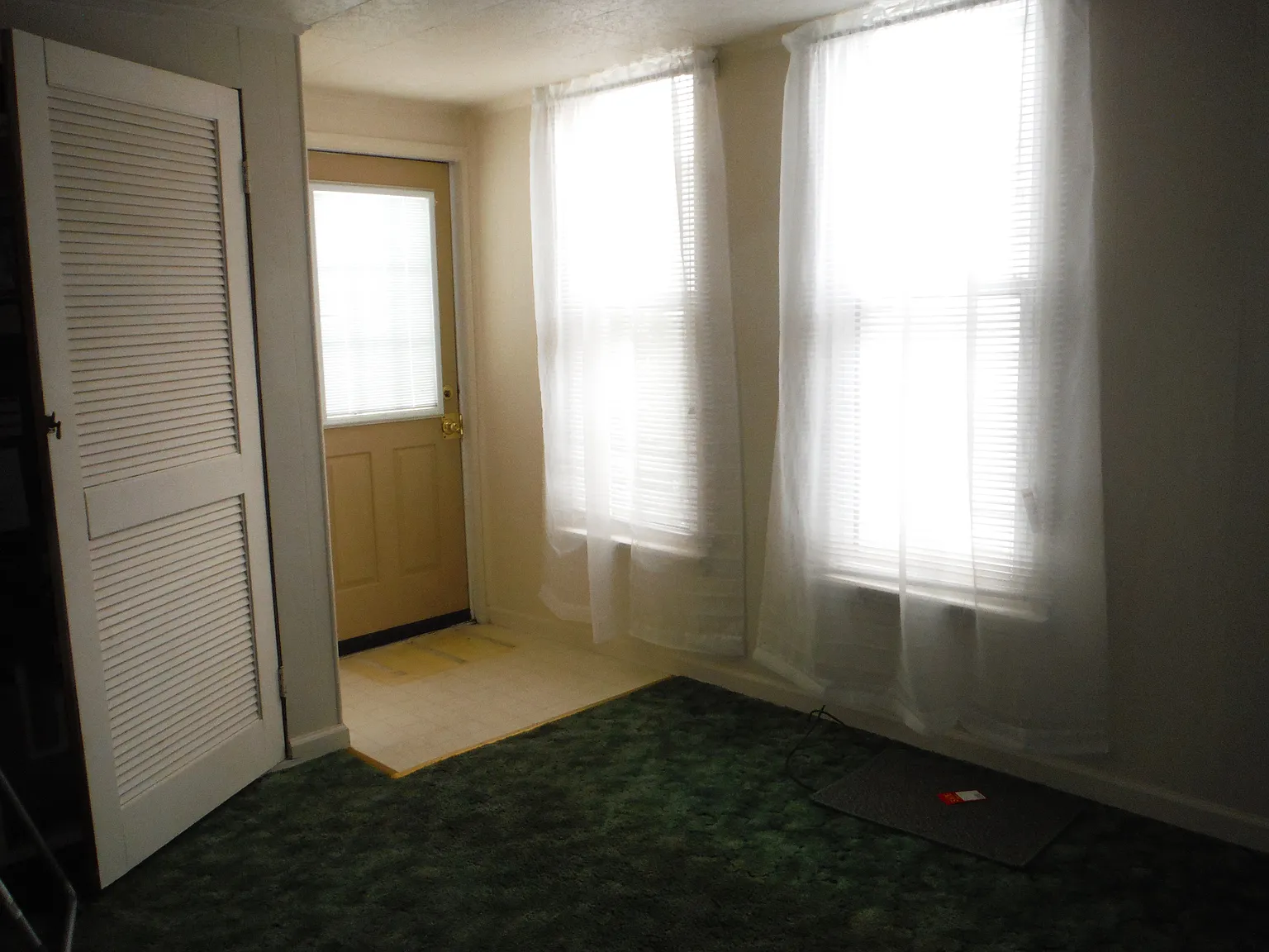2 bed, 700 sqft, $785 — Photo 4