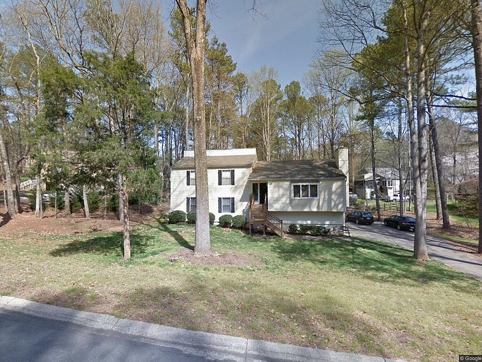 1st image of 3211 Holly Mill Run