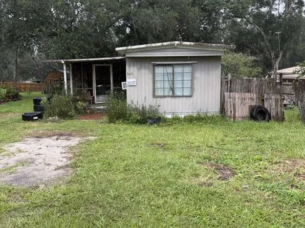 1651 SE 160th Ter, Ocklawaha, FL 32179