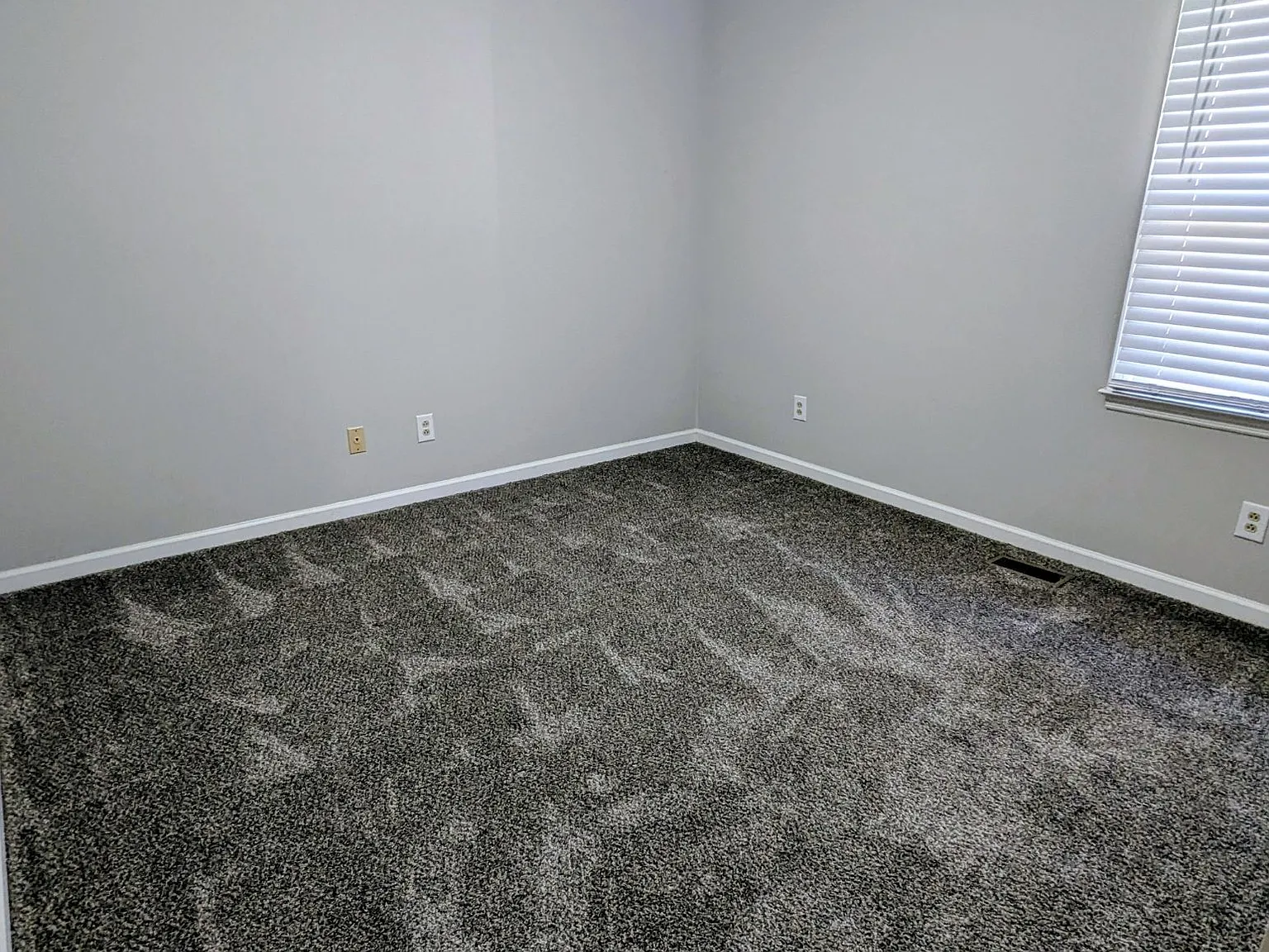 502 Irongate Boulevard - 1 — Photo 3