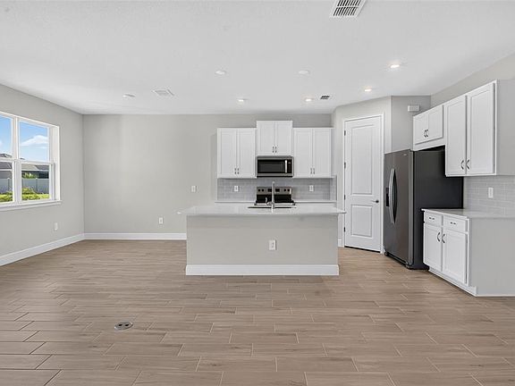 4th image of 12430 51ST STREET E