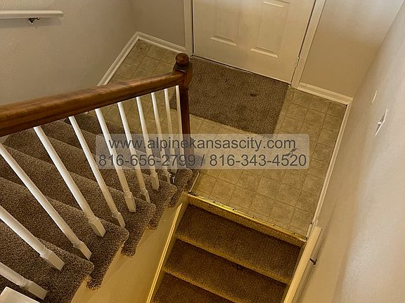 4th image of 3732 NE 72nd St