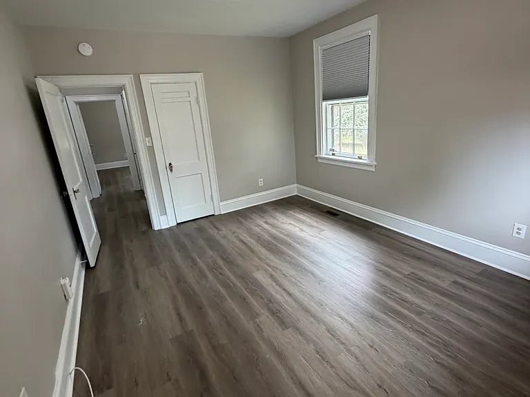 812 E Belt Blvd — Photo 7