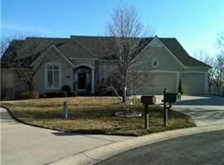 16050 Cambridge Cir, Stilwell, KS 66085