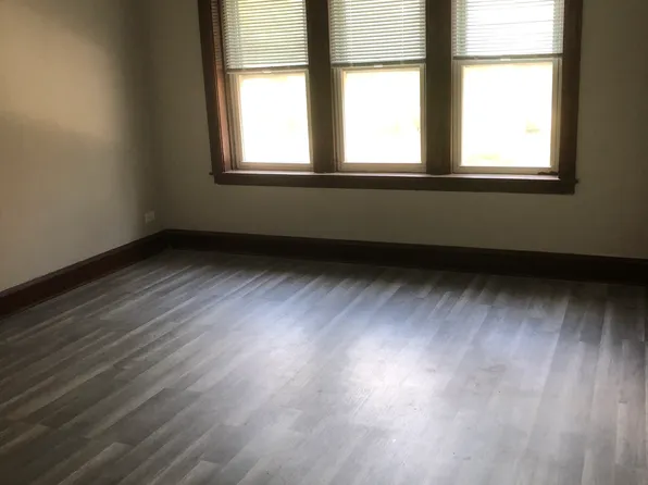 3256 N Leclaire Ave #2, Chicago, IL 60641