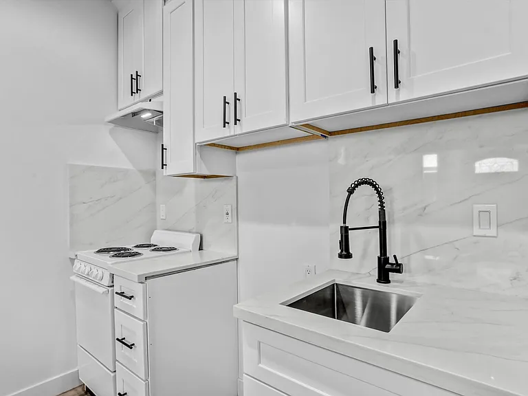 4437 Phelan Ave #A — Photo 2