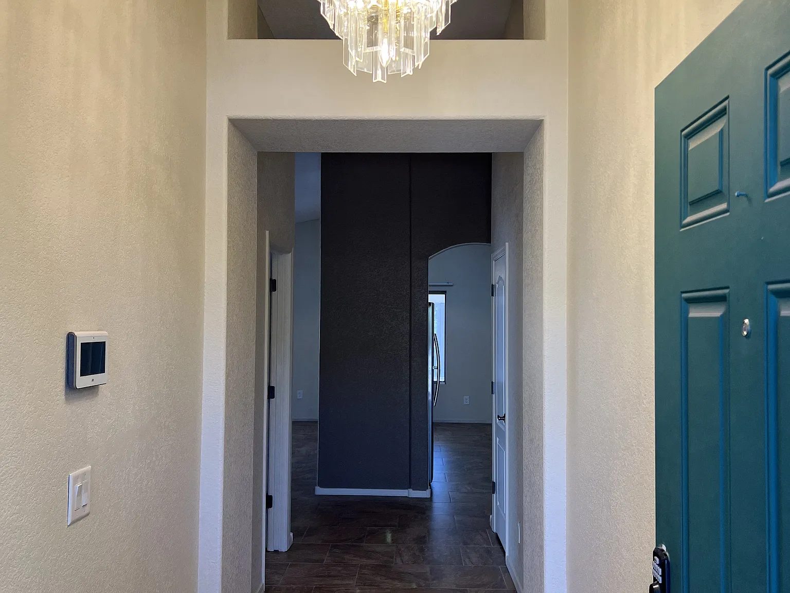 3 bed, 1497 sqft, $2,200 — Photo 3