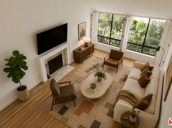 1900 Vine St APT 403, Los Angeles, CA 90068