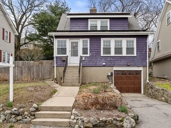 81 Hawthorne Rd, Waltham, MA 02451