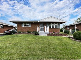 3686 Ripplegrove Dr, Cincinnati, OH 45251