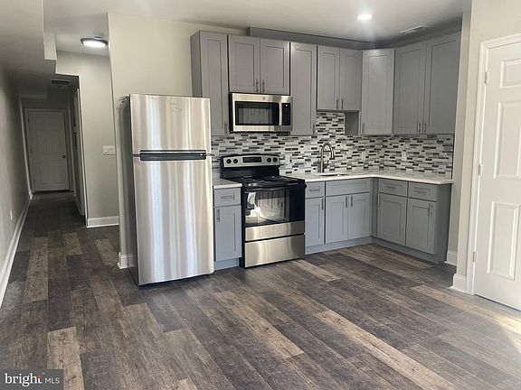 4th image of 6326 Newtown Ave