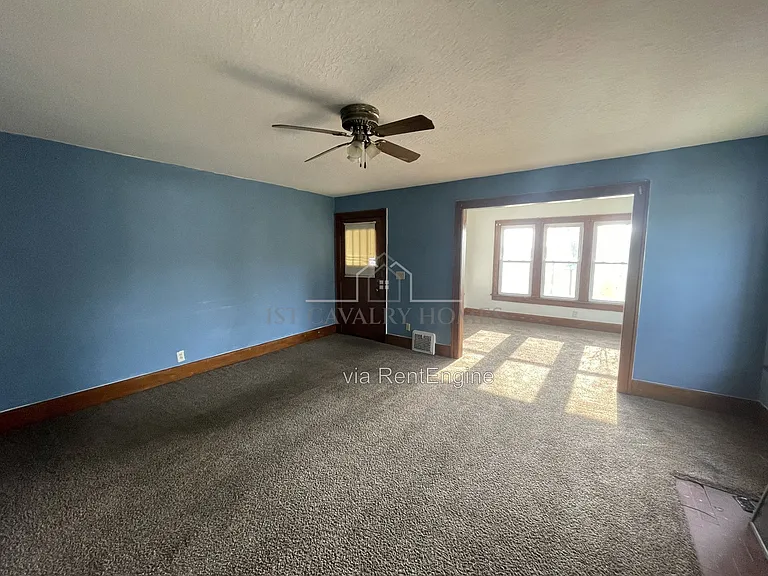 301 Roslyn Ave NW #303 — Photo 22