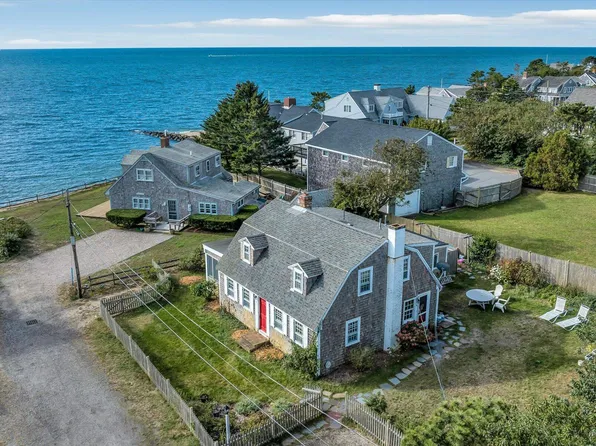 9 Beach Pines Road, Dennis Port, MA 02639