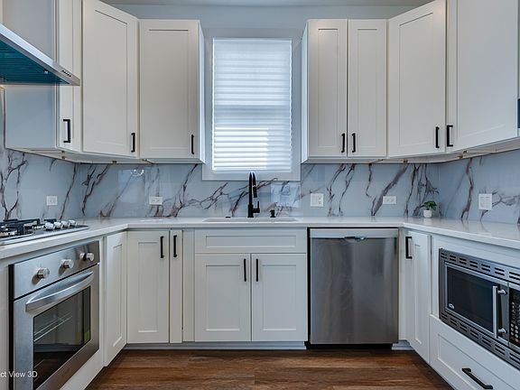 3rd image of 318 W 112th St