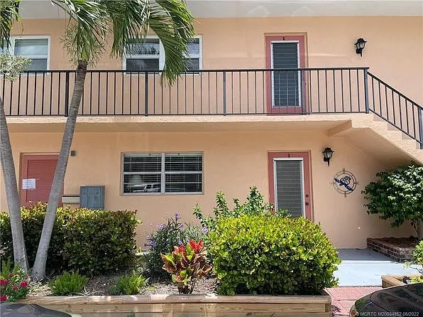 2950 SE Ocean Blvd APT 133-8, Stuart, FL 34996