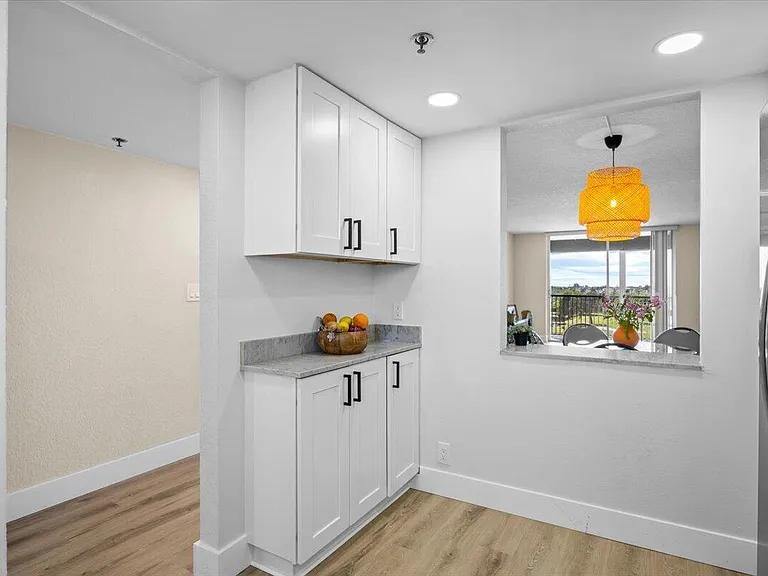 3100 W Rolling Hills Cir #707 — Photo 14