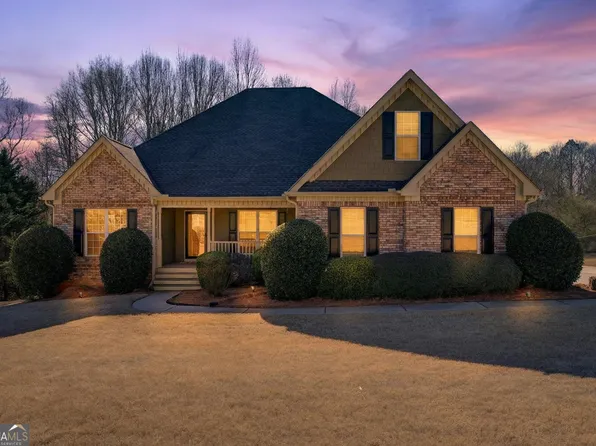 37 Sealy Pl, Pendergrass, GA 30567