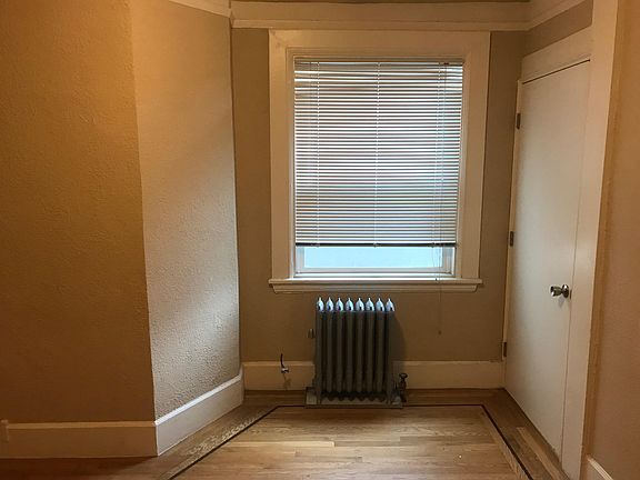 4th image of 620 Eddy St APT 25