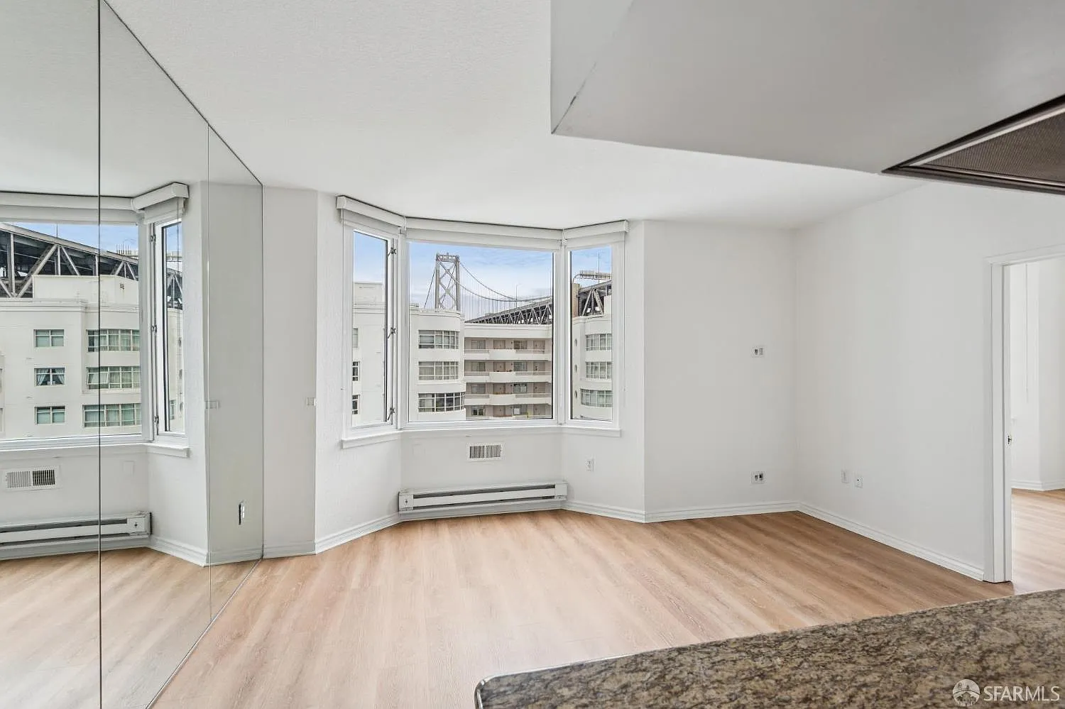 1 bed, 1.0 bath, 544 sqft, $3,400 — Photo 2