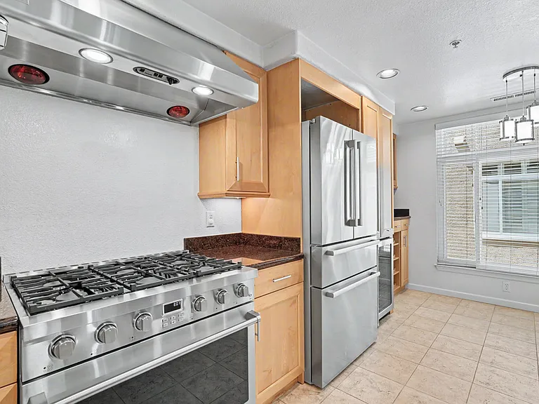 437 Camille Cir #1-11 — Photo 6