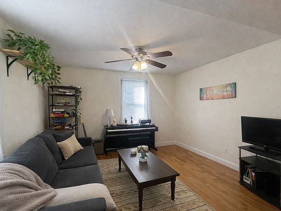 2nd image of 1056 Cambridge St #2RB
