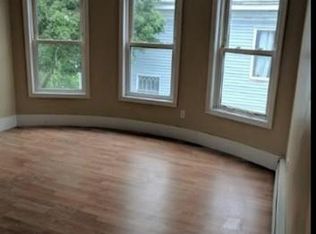 95 Harrison St #2, Worcester, MA 01604