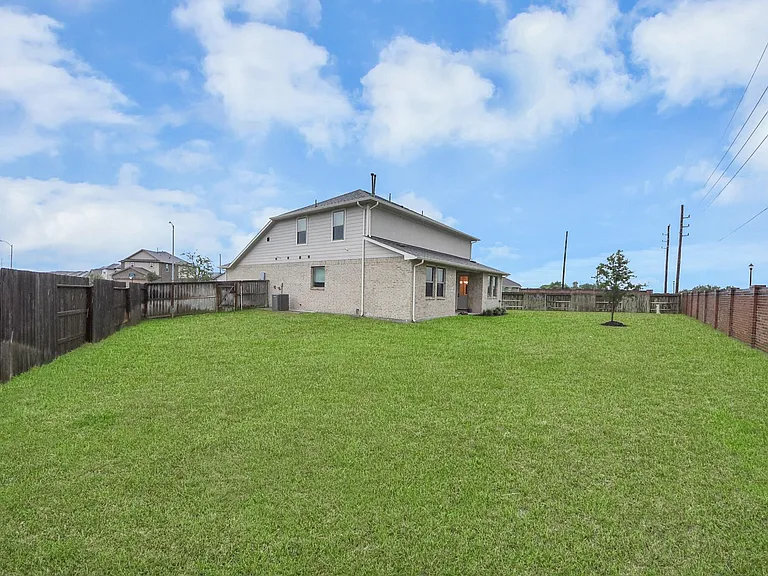 108 Summer Pool Ct — Photo 48