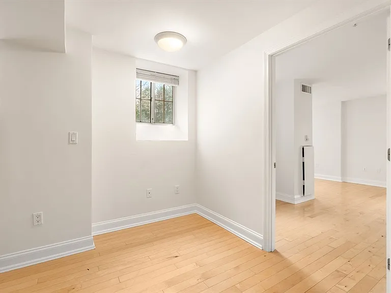 20 Chapel St #309B — Photo 25